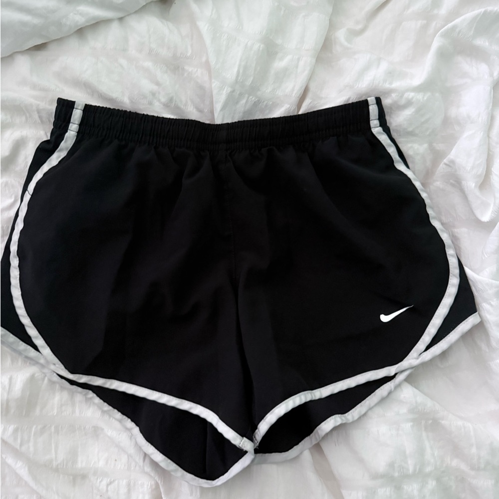 Nike Black Athletic Shorts with Breathable Fabric